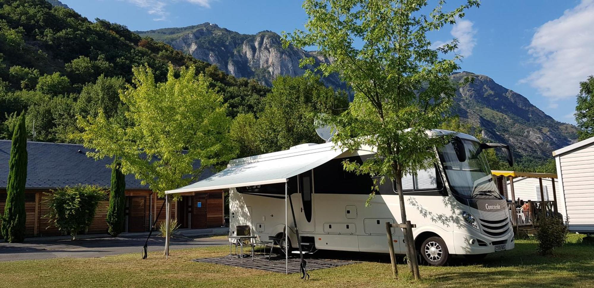 Camping Familial - Parc Aquatique - Grande Aire De Jeux A La Montagne Agos-Vidalos Exteriér fotografie
